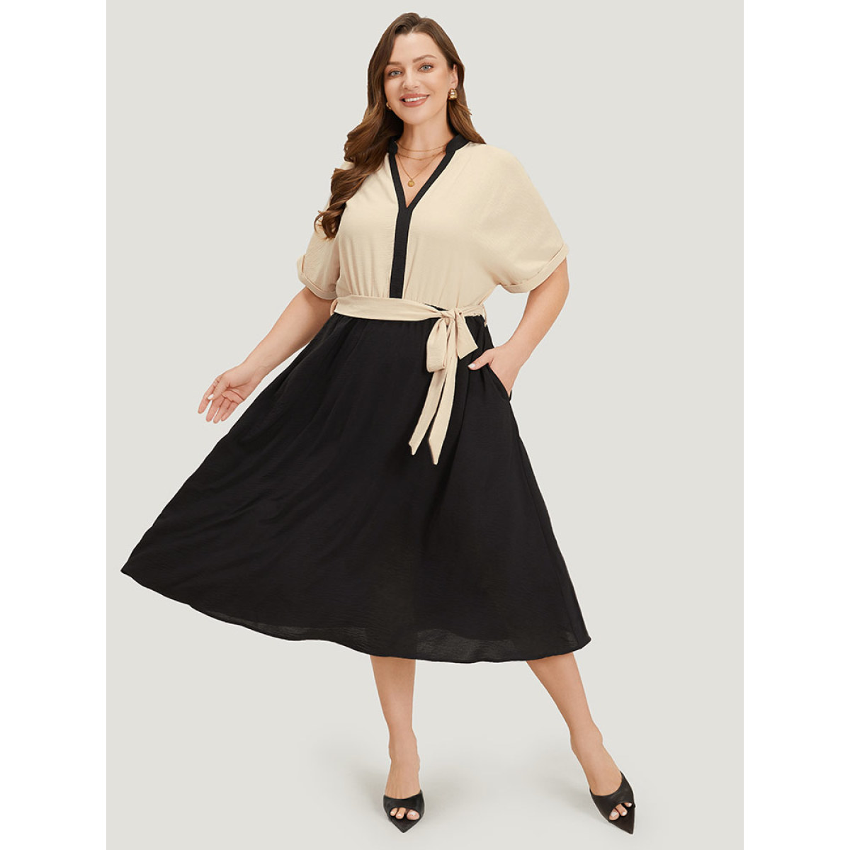 

Plus Size Two Tone Pocket Belted Notched Batwing Sleeve Dress Tan Women Plain V-neck Short sleeve Curvy Midi Dress BloomChic
