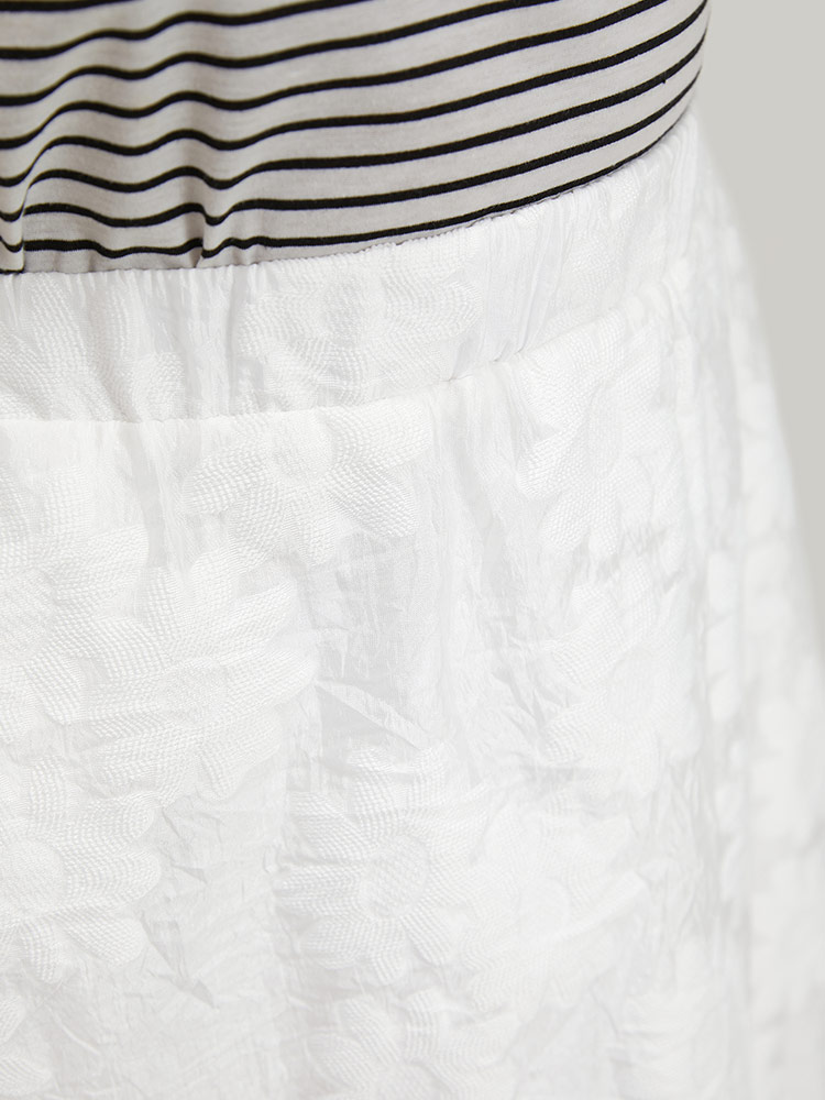 Plus Size Solid Floral Print Pocket Midi Skirt Women White Elegant Heather No stretch Pocket Dailywear Skirts BloomChic 22-24/3X 