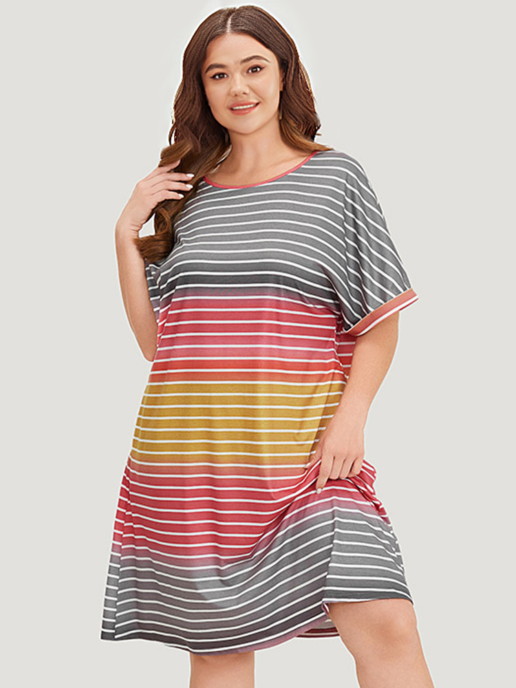Plus Size Striped Contrast Roll Pocket Dolman Sleeve Dress Multicolor Women Casual Plain Round Neck Short sleeve Curvy Knee Dress BloomChic 28/5X 