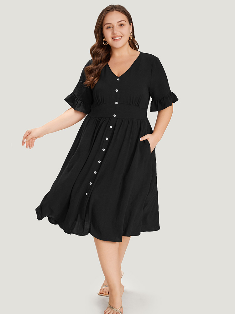 

Plus Size Solid Bell Sleeve Button Detail Pocket Gathered Dress Black Women Elegant V-neck Half Sleeve Curvy Midi Dress BloomChic