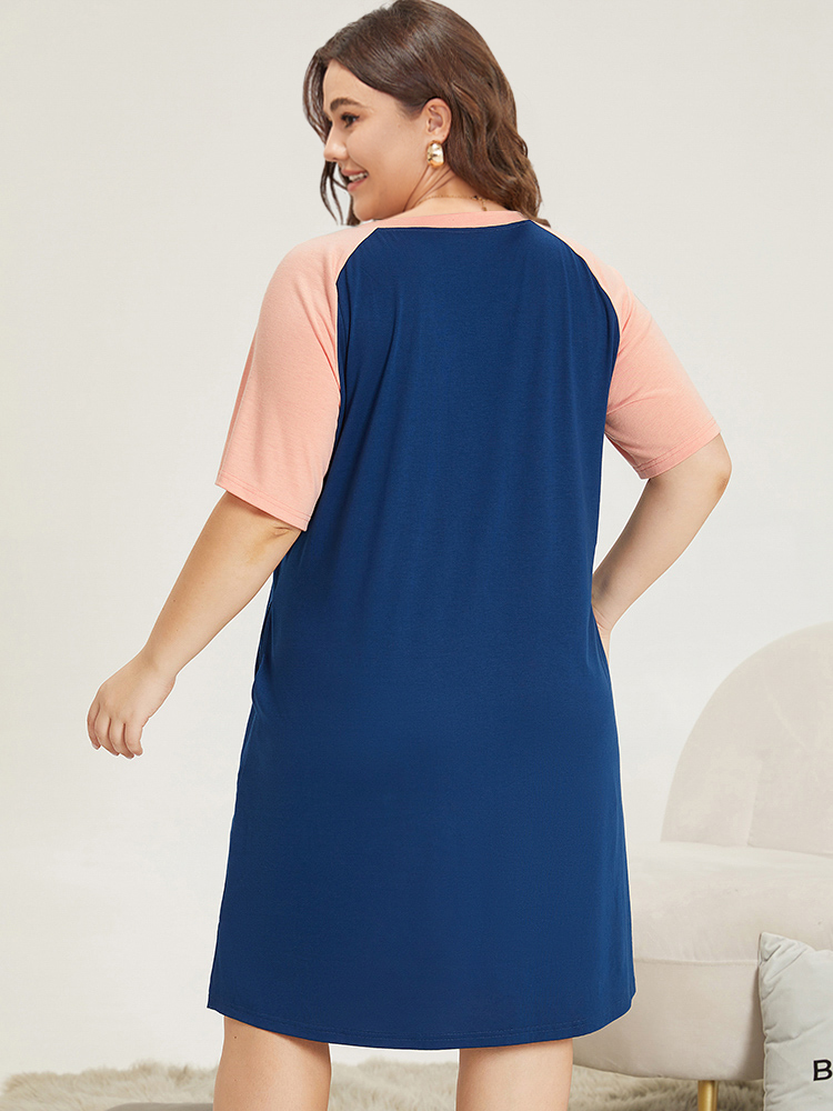 

Plus Size Letter Print Contrast Raglan Sleeve Patchwork Night Dress Navy Short sleeve Round Neck Casual Dailywear  Bloomchic