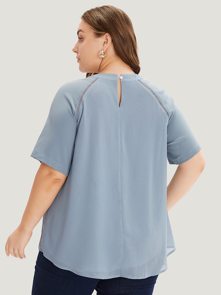 Plus Size Women Dailywear Plain Pleated Raglan sleeve Short sleeve Round Neck Elegant Blouses BloomChic 