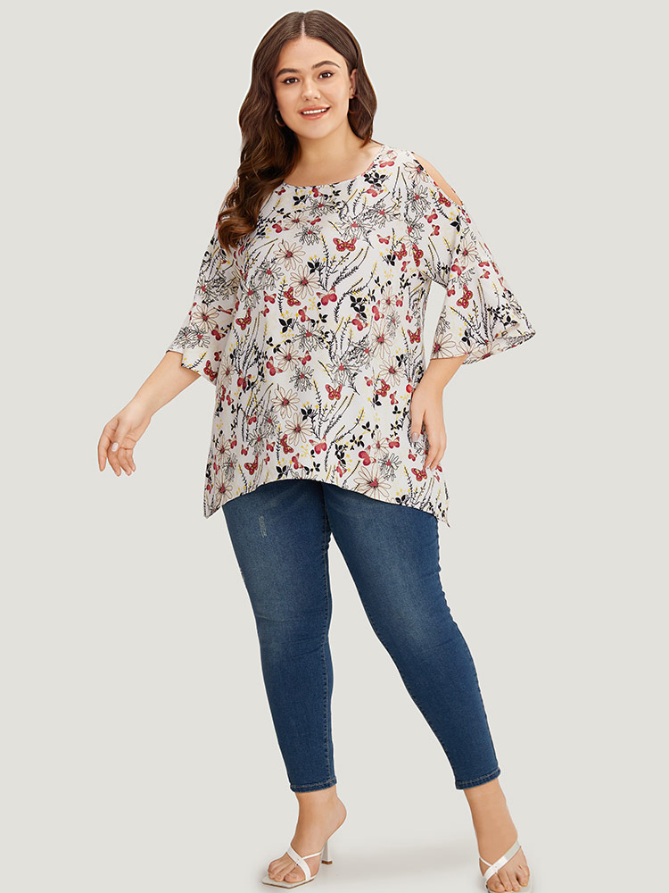 Plus Size Women Dailywear Plants Cut-Out Bell Sleeve Elbow-length sleeve Round Neck Elegant Blouses BloomChic 