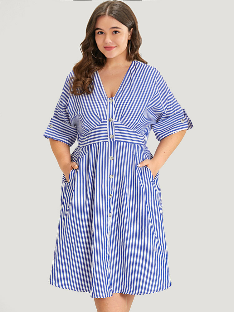 Plus Size Women Dailywear Striped Texture Regular Sleeve Half Sleeve V-neck Pocket Elegant Dresses BloomChic 