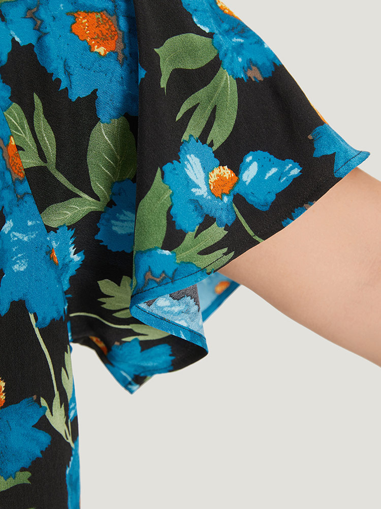 Plus Size Women Going out Floral Pleated Regular Sleeve Short sleeve Round Neck Glamour Blouses BloomChic 