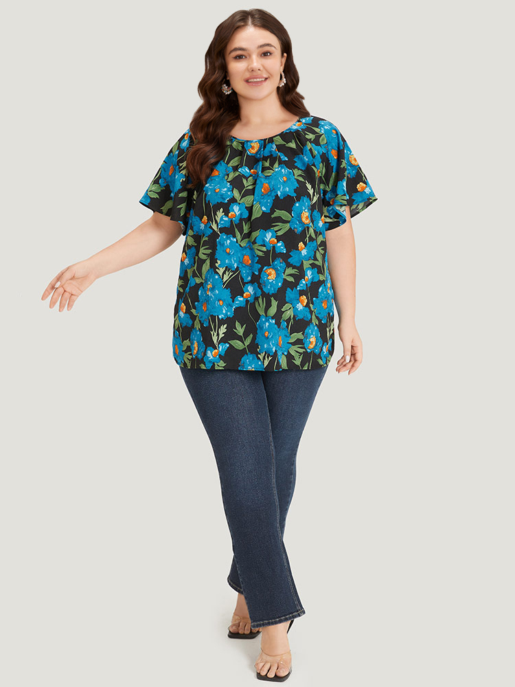 Plus Size Women Going out Floral Pleated Regular Sleeve Short sleeve Round Neck Glamour Blouses BloomChic 