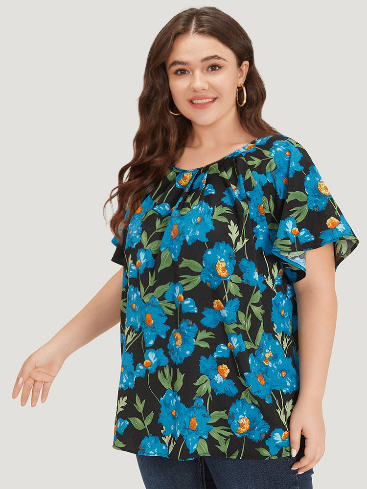 Plus Size Women Going out Floral Pleated Regular Sleeve Short sleeve Round Neck Glamour Blouses BloomChic 