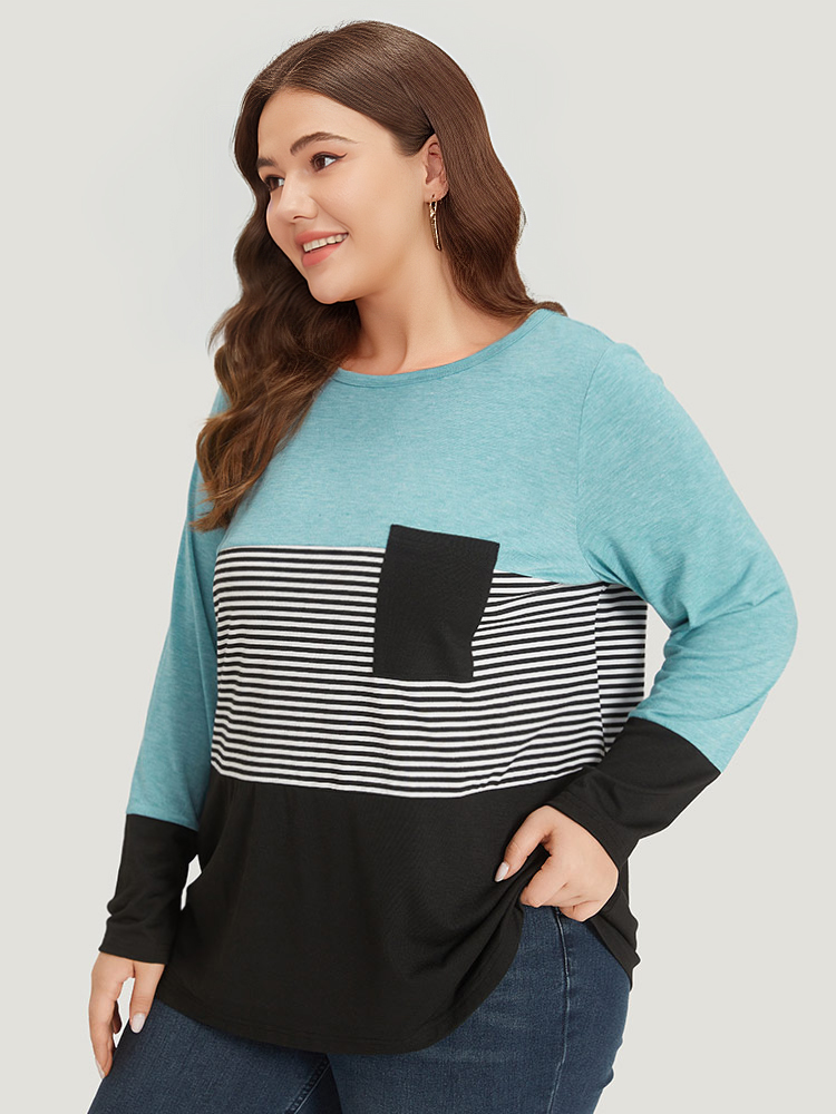 Plus Size Women Dailywear Striped Pocket Regular Sleeve Long Sleeve Round Neck Casual T-shirts BloomChic 
