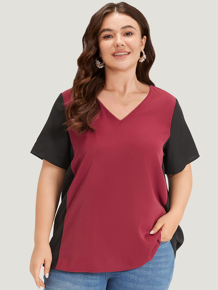Plus Size Women Dailywear Plain Plain Regular Sleeve Short sleeve V-neck Elegant Blouses BloomChic 