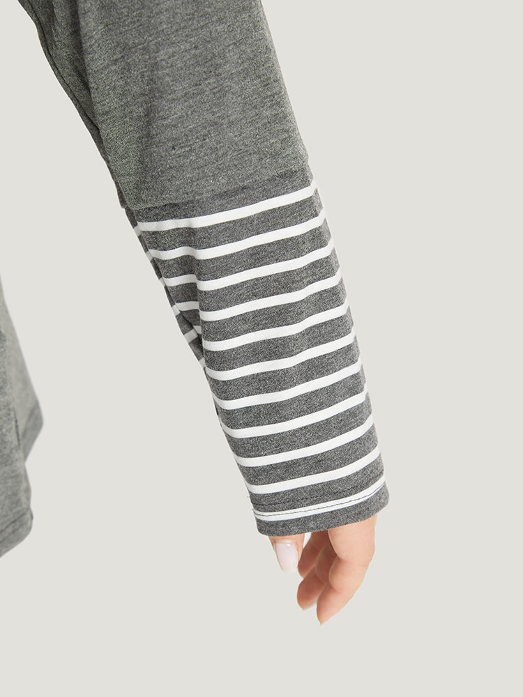 Plus Size Women Dailywear Striped Contrast Regular Sleeve Long Sleeve Round Neck Casual T-shirts BloomChic 