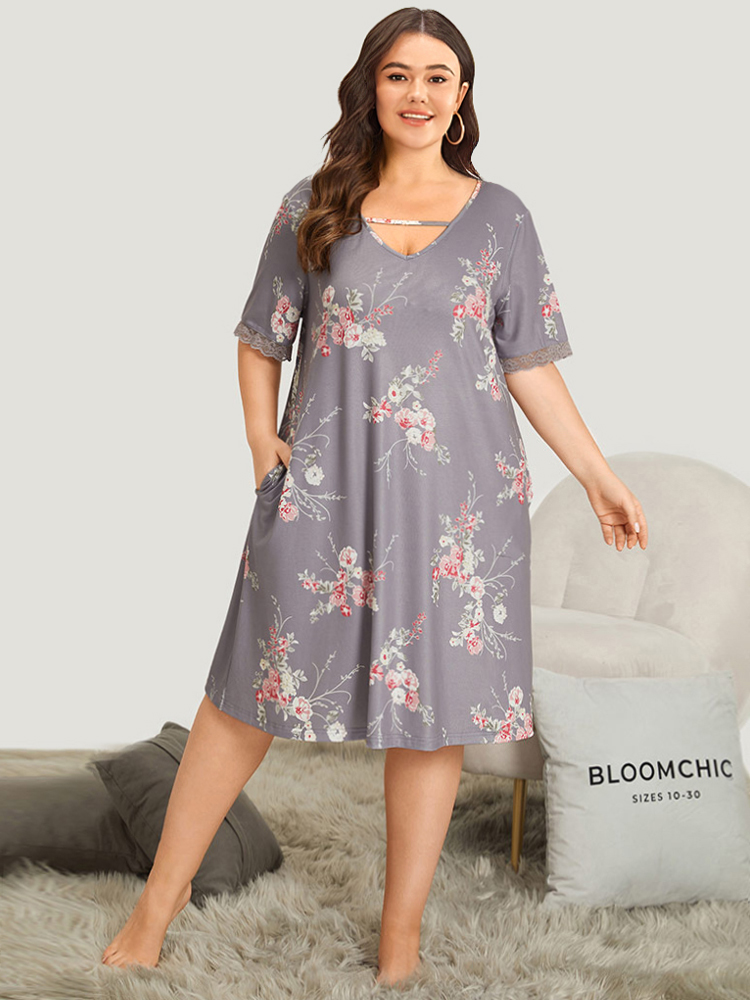 

Plus Size Floral Print Keyhole Pocket Lace Panel Night Dress Gray Short sleeve V-neck Elegant Dailywear  Bloomchic