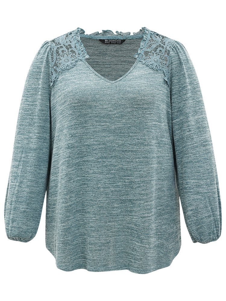 Plus Size Women Dailywear Silhouette Floral Print Elastic cuffs Regular Lantern Sleeve Long Sleeve V-neck Elegant Sweatshirts BloomChic 