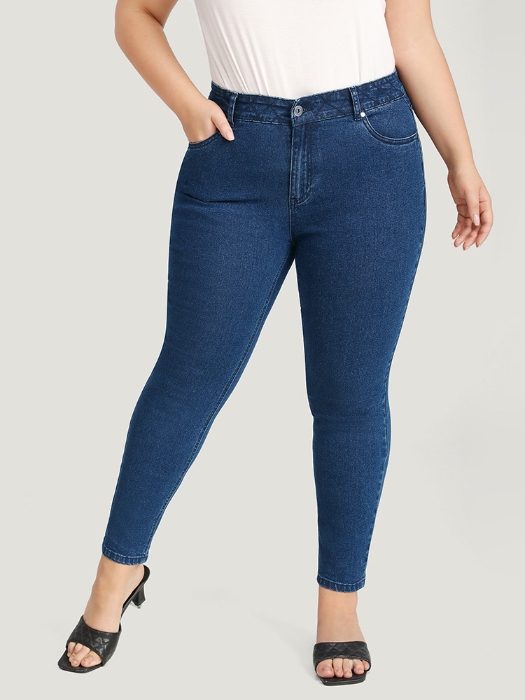 

Plus Size Plain Very Stretchy Quilted Pocket Dark Wash Jeans Women DarkBlue Casual Plain Quilting High stretch Pocket Jeans BloomChic