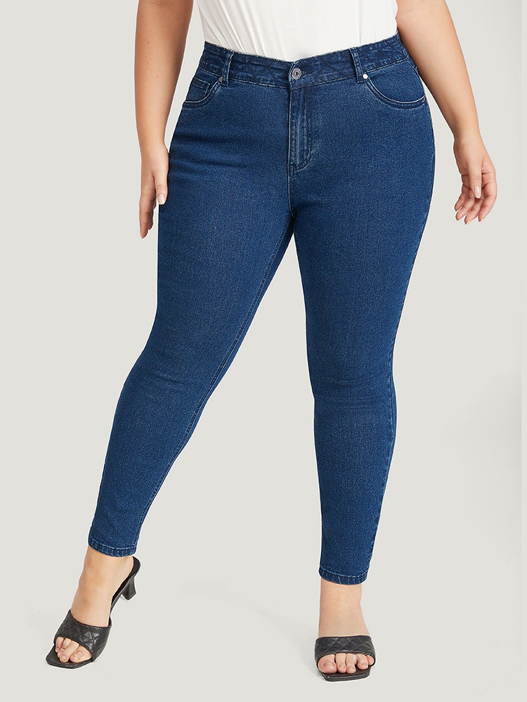 

Plus Size Plain Very Stretchy Quilted Pocket Dark Wash Jeans Women DarkBlue Casual Plain Quilting High stretch Pocket Jeans BloomChic