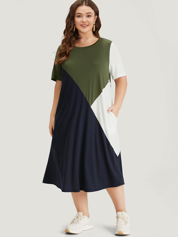 Plus Size Supersoft Essentials Colorblock Pocket Contrast Midi Dress Multicolor Women Casual Contrast Round Neck Short sleeve Curvy Midi Dress BloomChic 18-20/2X 