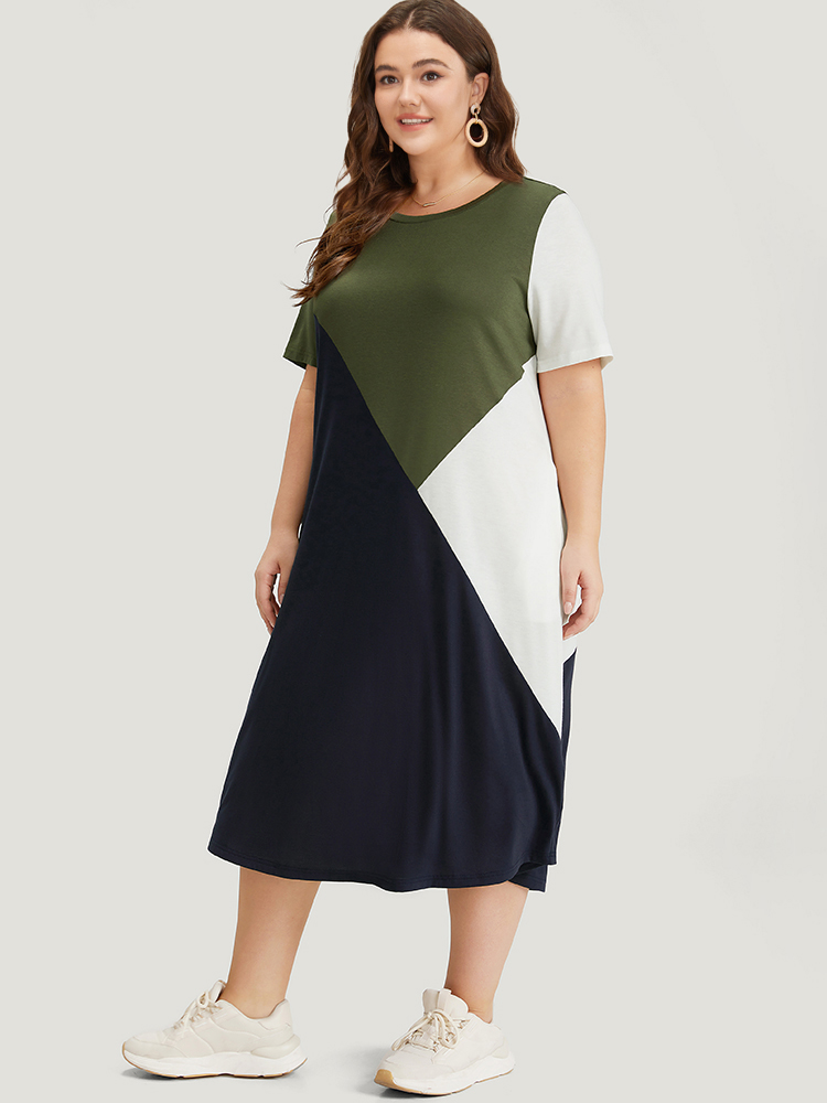 Plus Size Supersoft Essentials Colorblock Pocket Contrast Midi Dress Multicolor Women Casual Contrast Round Neck Short sleeve Curvy Midi Dress BloomChic 18-20/2X 