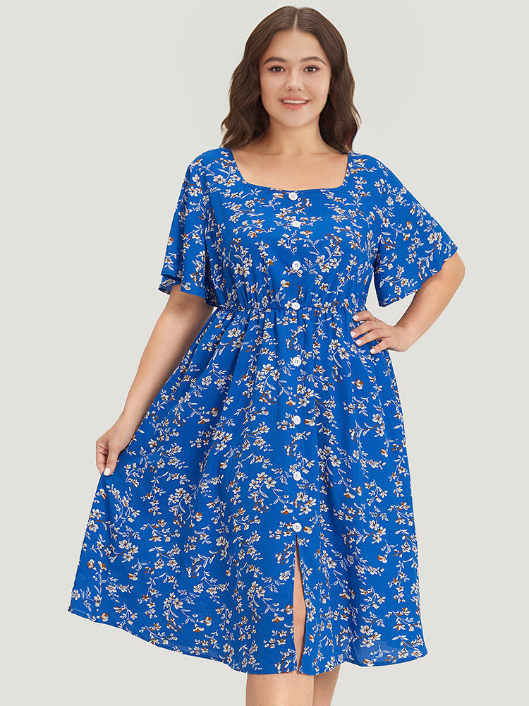 

Plus Size Floral Print Square Neck Button Detail Ruffle Split Front Dress Blue Women Elegant Elastic Waist Square Neck Short sleeve Curvy Midi Dress BloomChic
