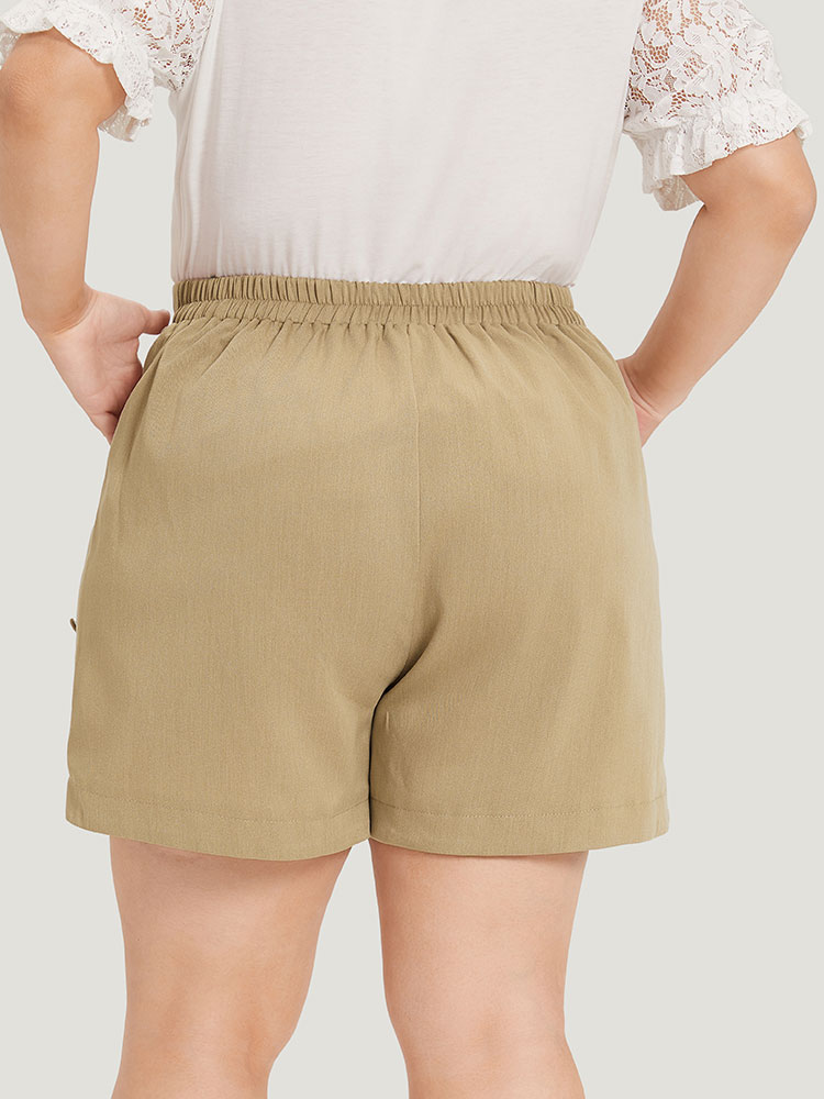 Plus Size Plain Slant Pocket Curved Hem Button Detail Shorts Women LightBrown Elegant Plain Dailywear Shorts BloomChic 18-20/2X 