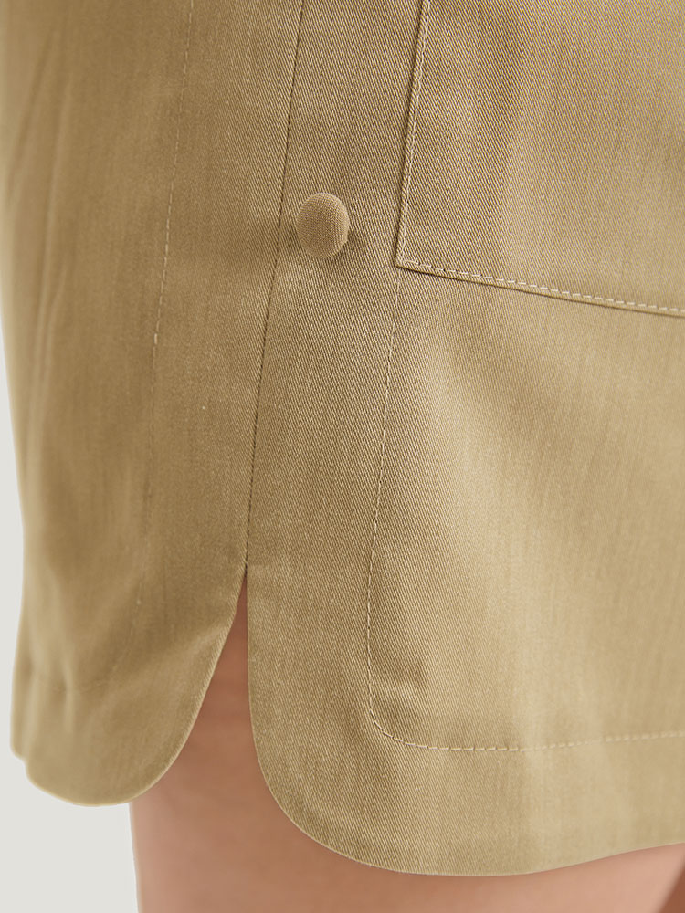 Plus Size Plain Slant Pocket Curved Hem Button Detail Shorts Women LightBrown Elegant Plain Dailywear Shorts BloomChic 18-20/2X 
