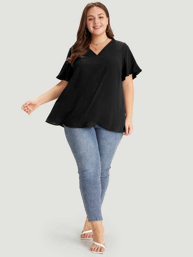 

Plus Size Black Solid Pleated V Neck Blouse Women Office Short sleeve V-neck Dailywear Blouses BloomChic