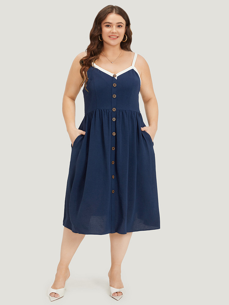 Plus Size Contrast Trim Pocket Button Detail Gathered Cami Dress Indigo Women Office Adjustable Straps Spaghetti Strap Sleeveless Curvy Midi Dress BloomChic 30/6X 
