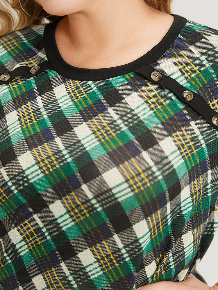 Plus Size Plaid Button Detail Elastic Cuffs Crew Neck Sweatshirt Women Green Casual Elastic cuffs Round Neck Dailywear Sweatshirts BloomChic 14-16/1X 