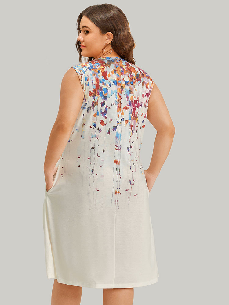 Plus Size Graphic Print Contrast Pocket V Neck Tank Dress White Women Casual Printed V-neck Sleeveless Curvy Knee Dress BloomChic 30/6X 
