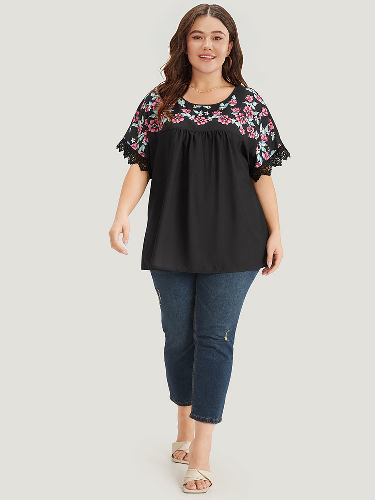 Plus Size Women Dailywear Floral Gathered Dolman Sleeve Short sleeve Round Neck Elegant Blouses BloomChic 