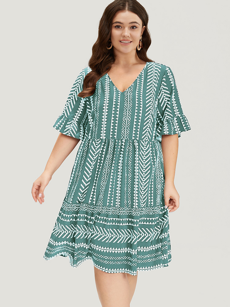 Plus Size Striped Geo Patchwork Pocket Bell Sleeve Dress Mint Women Vacation Patchwork V-neck Short sleeve Curvy Knee Dress BloomChic 14-16/1X 