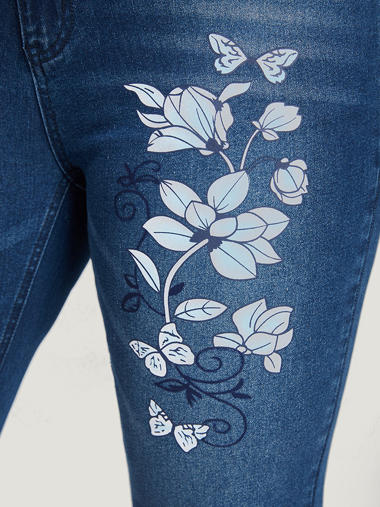 Plus Size Floral Print Very Stretchy Dark Wash Jeans Women Blue Elegant Floral Printed High stretch Pocket Jeans BloomChic 14/1X 
