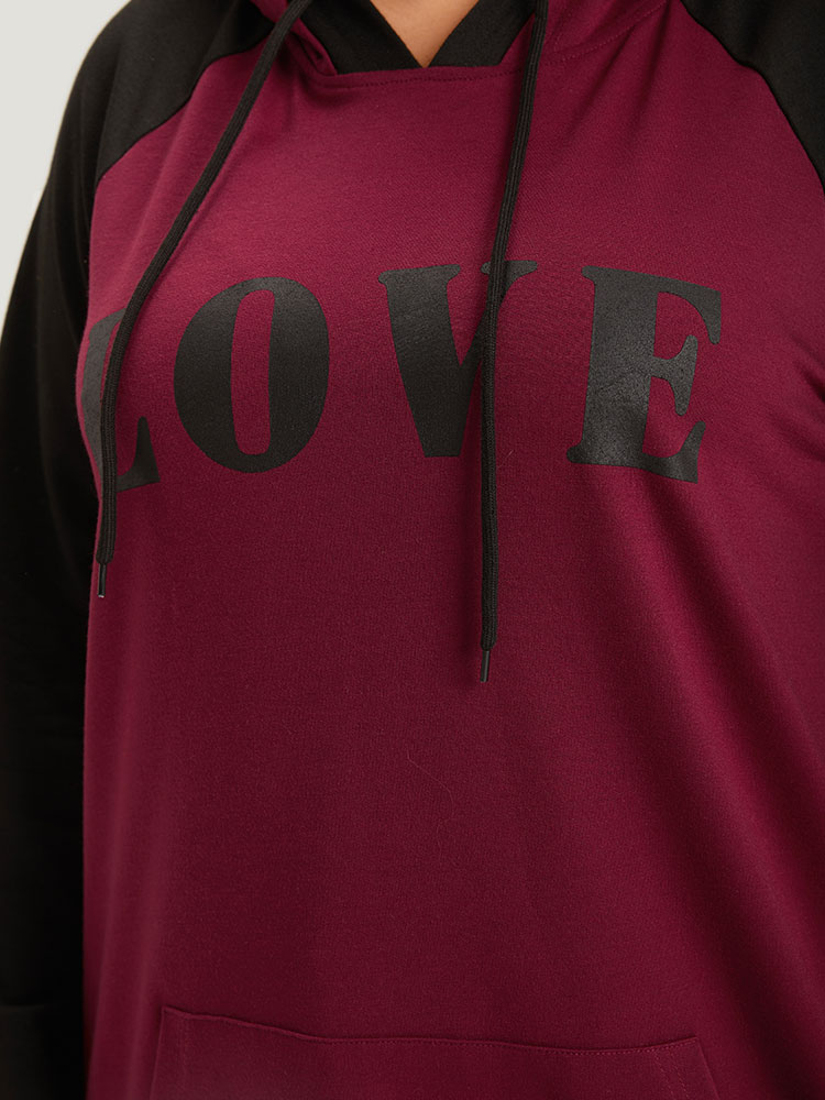 Plus Size Women Dailywear Letter Pocket Regular Raglan sleeve Long Sleeve Hooded Pocket Casual Sweatshirts BloomChic 