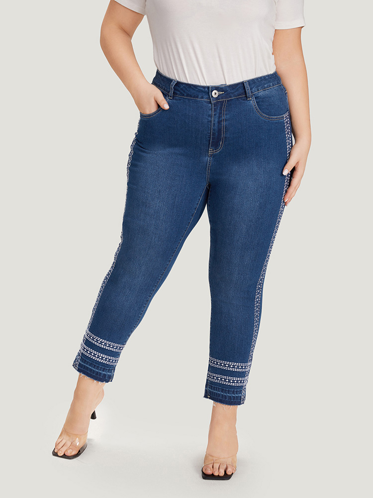 Plus Size Women Dailywear Embroidered High stretch Skinny Medium Wash Casual Jeans BloomChic 
