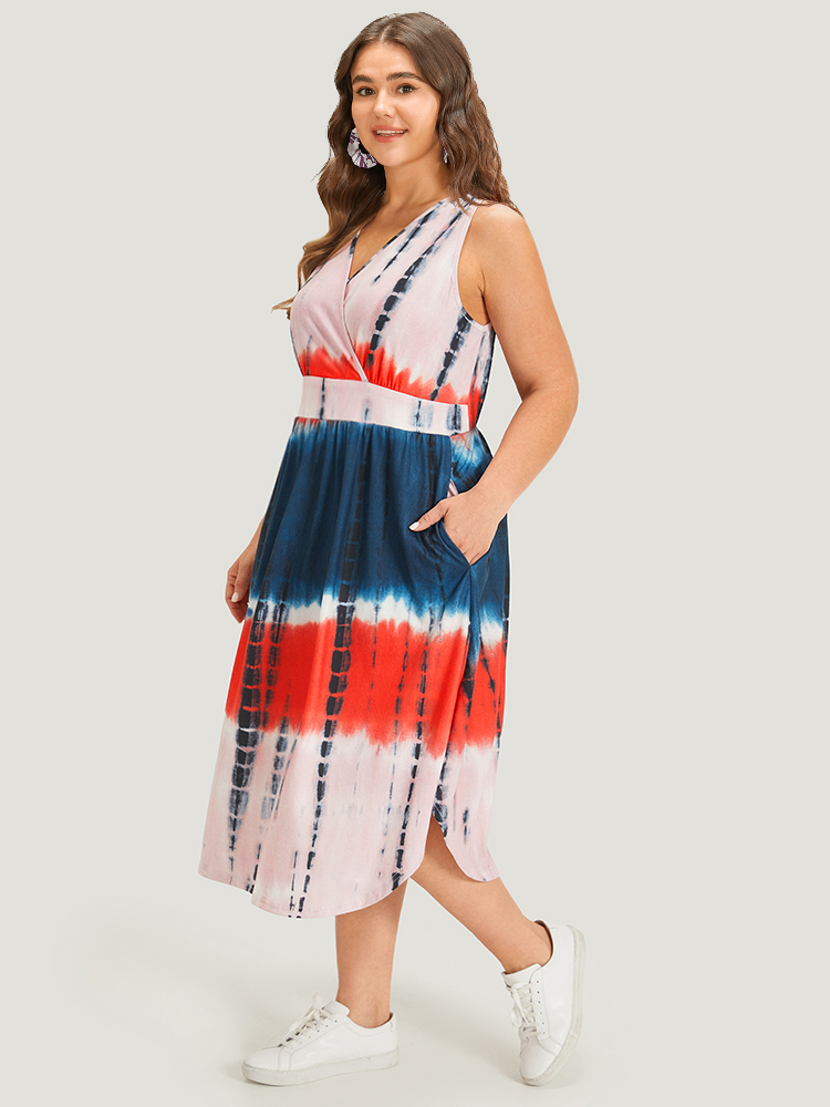 Plus Size Women Dailywear Tie Dye Arc Hem Sleeveless Sleeveless V-neck Pocket Casual Dresses BloomChic 