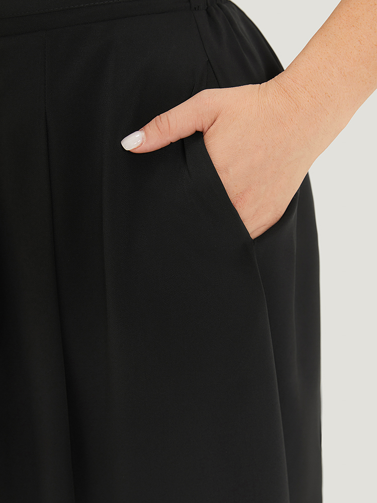 Plus Size Solid Metal Detail Pocket Plicated Detail Skirt Women Black Office Plain No stretch Pocket Work Skirts BloomChic 18-20/2X 