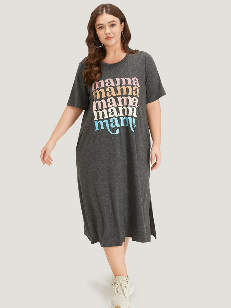 Plus Size Women Dailywear Letter Slit Regular Sleeve Short sleeve Round Neck Pocket Casual Dresses BloomChic 