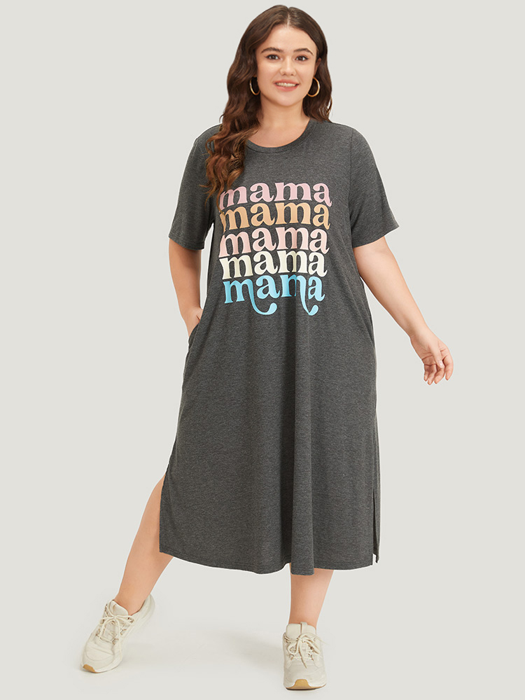 Plus Size Women Dailywear Letter Slit Regular Sleeve Short sleeve Round Neck Pocket Casual Dresses BloomChic 