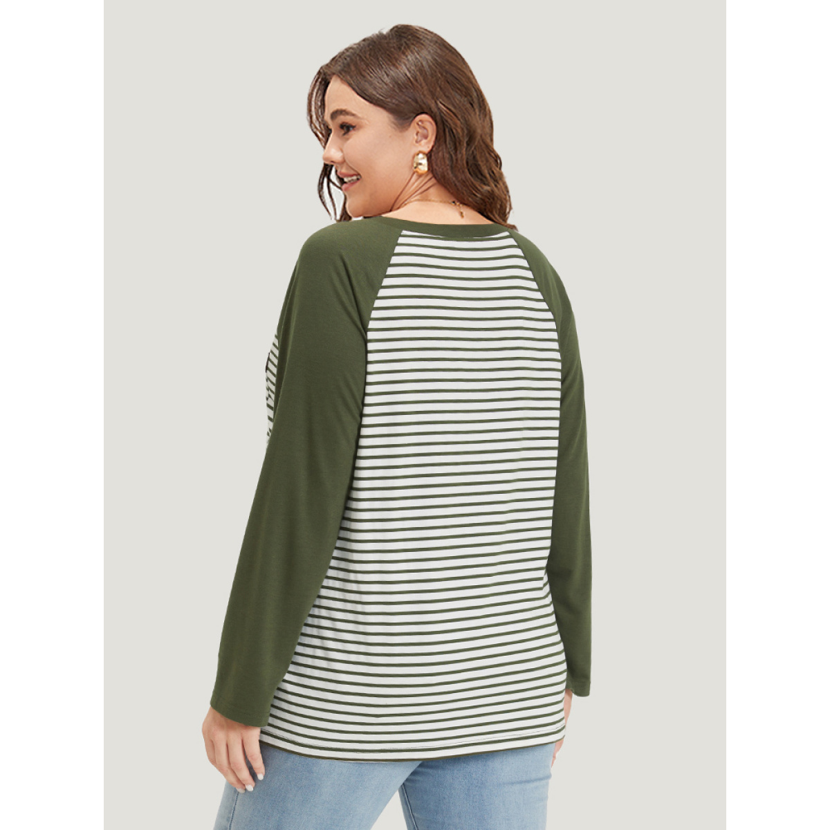 

Plus Size Striped Patchwork Patched Pocket Raglan Sleeve T-shirt ArmyGreen Women Casual Contrast Striped Round Neck Dailywear T-shirts BloomChic