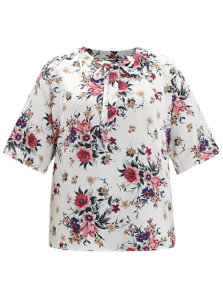 Plus Size Women Dailywear Floral Cross straps Regular Sleeve Half Sleeve Tie Neck Elegant Blouses BloomChic 