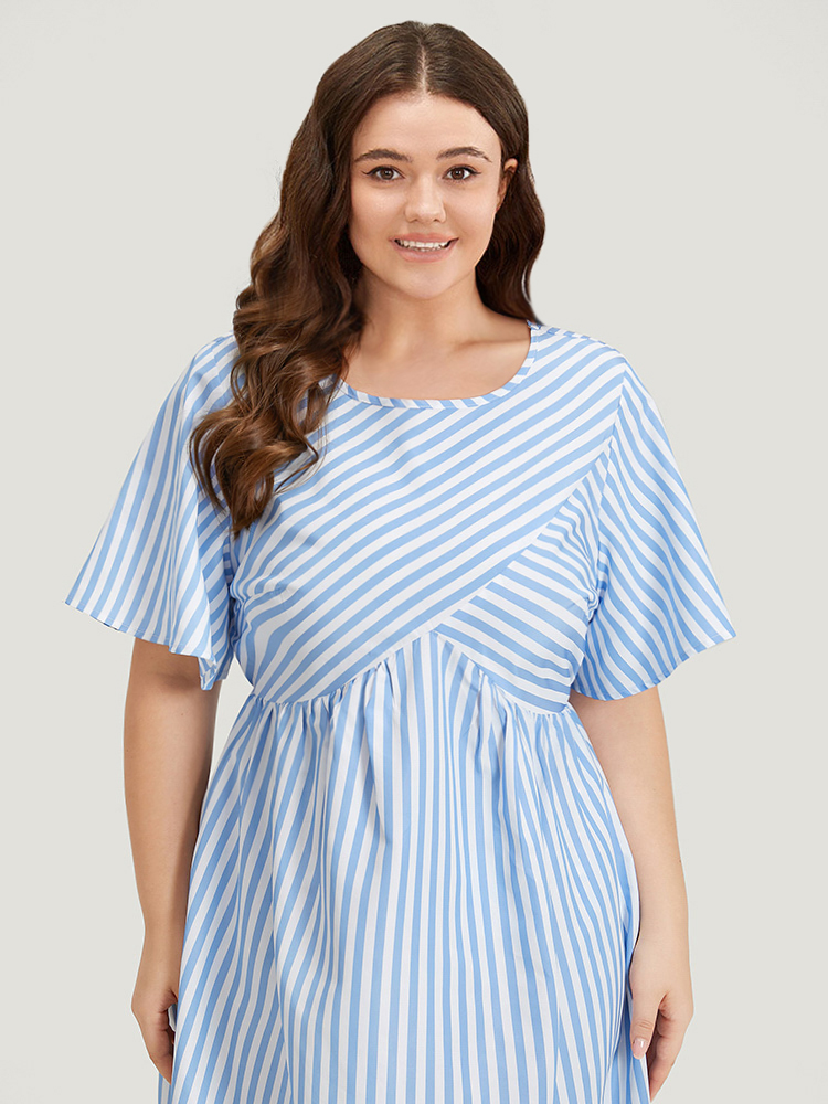 Plus Size Striped Patchwork Gathered Pocket Midi Dress LightBlue Women Office Gathered Round Neck Short sleeve Curvy Midi Dress BloomChic 28/5X 