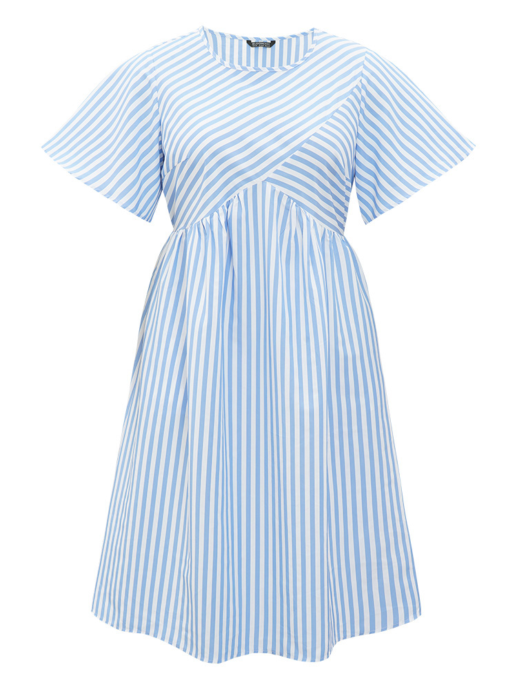 Plus Size Striped Patchwork Gathered Pocket Midi Dress LightBlue Women Office Gathered Round Neck Short sleeve Curvy Midi Dress BloomChic 28/5X 