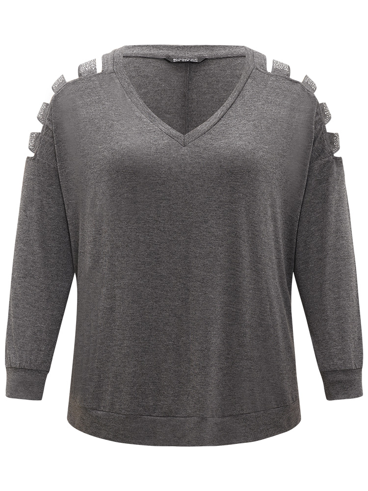 Plus Size Women Dailywear Plain Cut-Out Regular Sleeve Long Sleeve V-neck Casual T-shirts BloomChic 