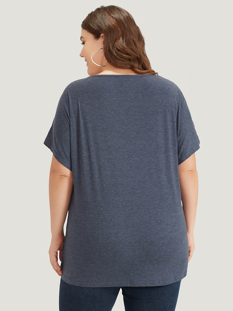 Plus Size Floral Embroidered Keyhole Dolman Sleeve T-shirt Blue Women Elegant Cut-Out Bohemian Print Keyhole Cut-Out Dailywear T-shirts BloomChic 30/6X 