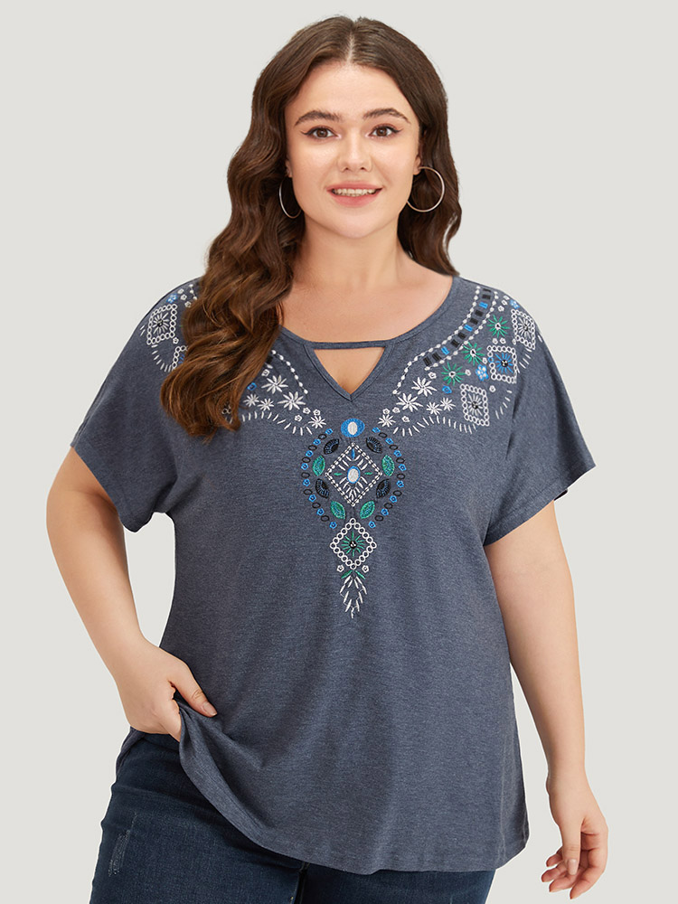 Plus Size Floral Embroidered Keyhole Dolman Sleeve T-shirt Blue Women Elegant Cut-Out Bohemian Print Keyhole Cut-Out Dailywear T-shirts BloomChic 30/6X 