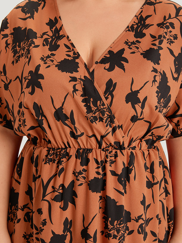Plus Size Women Dailywear Silhouette Floral Print Wrap Dolman Sleeve Short sleeve V-neck Pocket Elegant Dresses BloomChic 