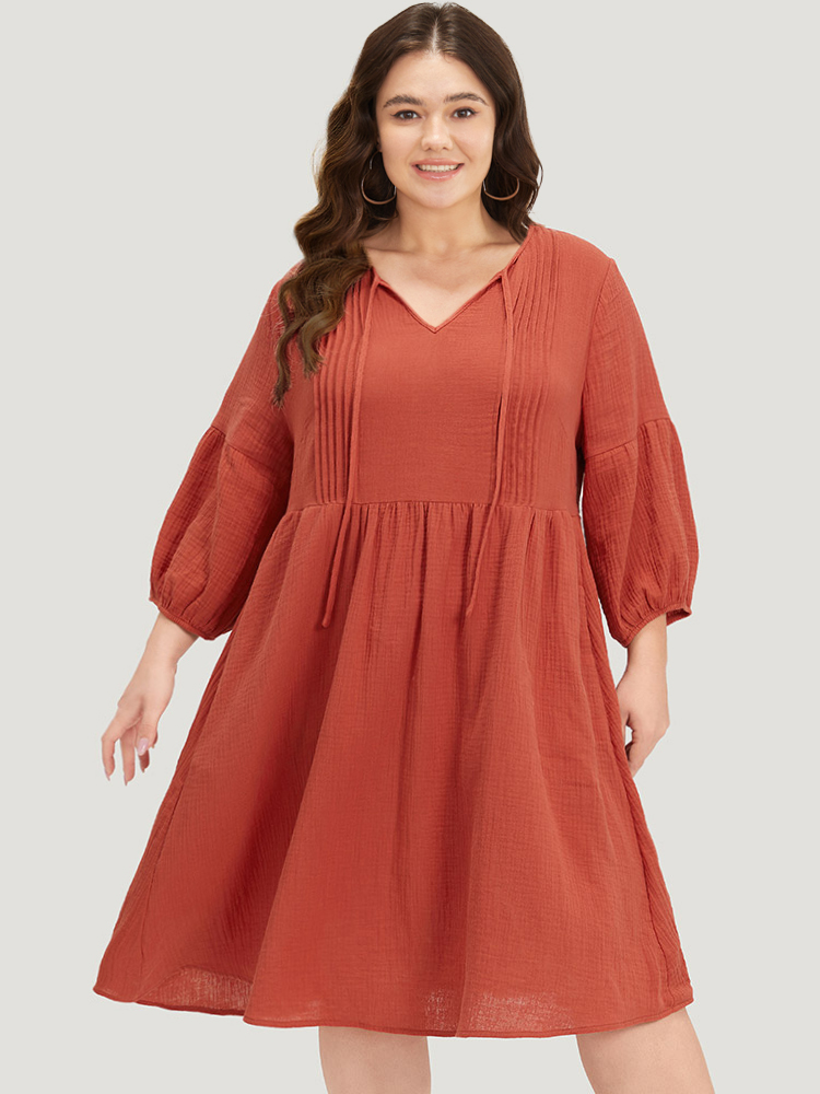 

Plus Size Plain Pocket Pleated Ties Elastic Cuffs Dress Coral Women Vacation Elastic cuffs V-neck Elbow-length sleeve Curvy Midi Dress BloomChic