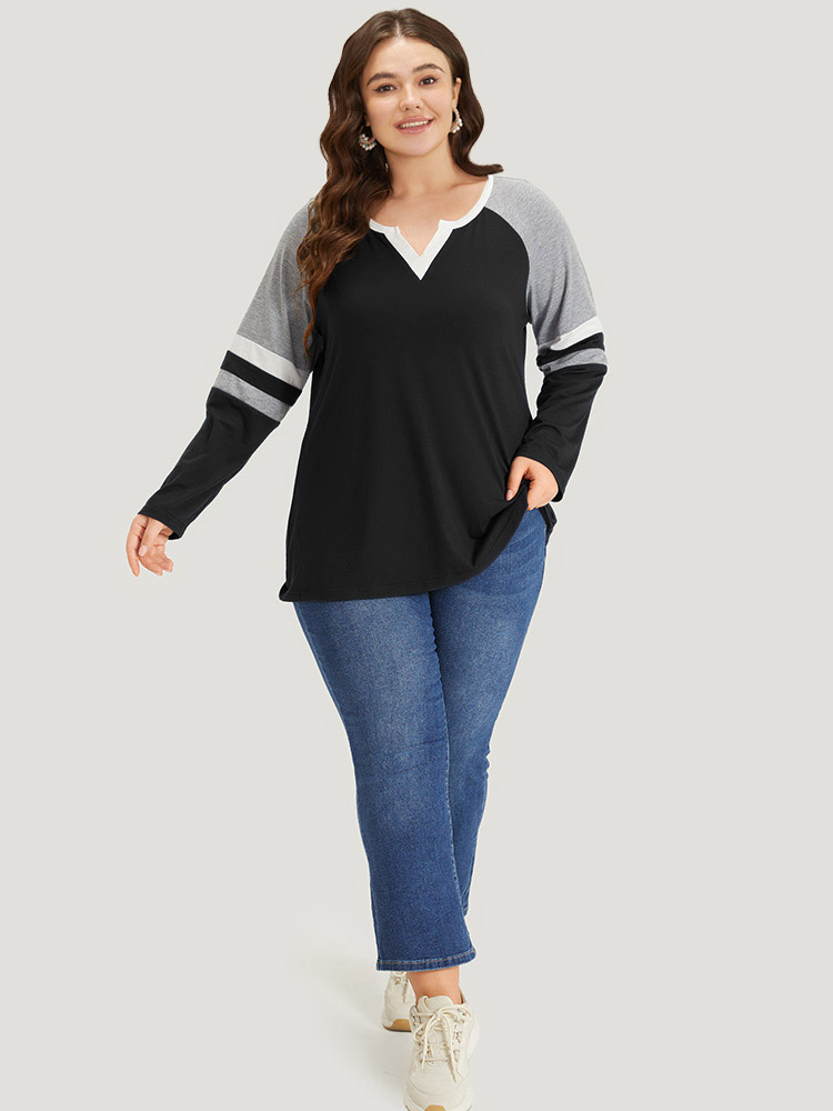 

Plus Size Colorblock Contrast Notched Patchwork Raglan Sleeve T-shirt Black Women Casual Contrast Striped Notched collar Dailywear T-shirts BloomChic