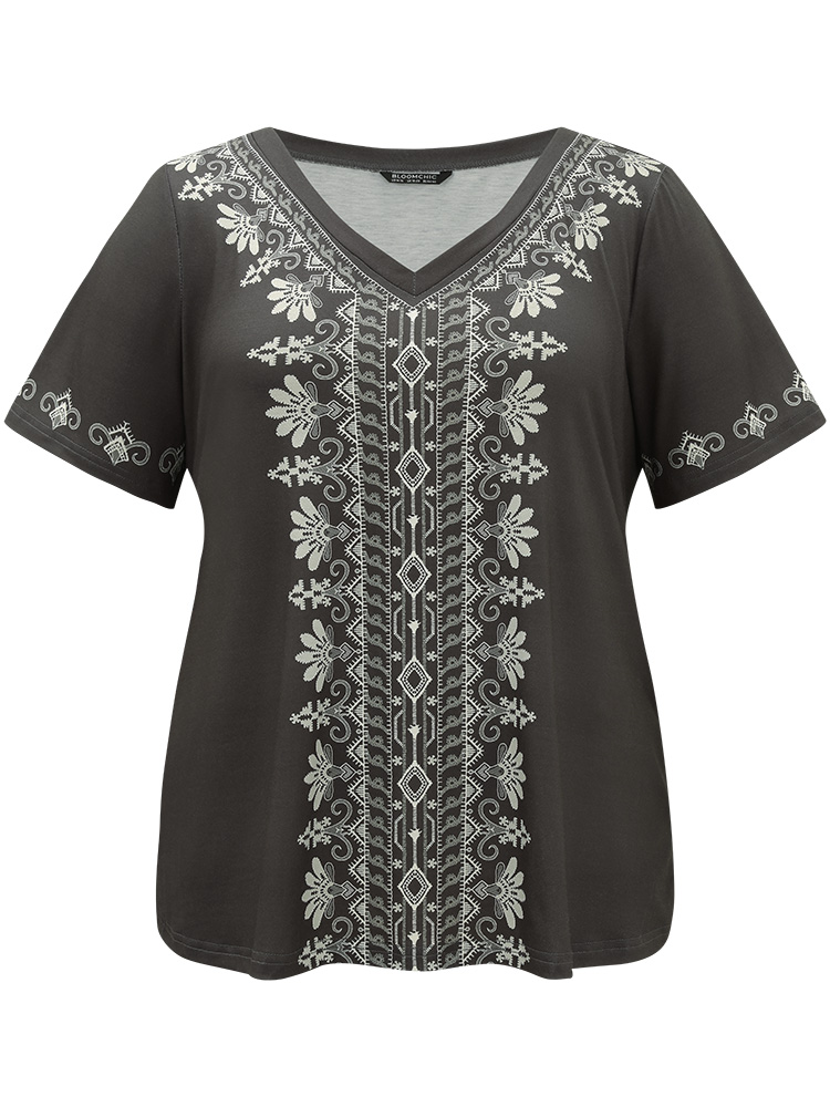 Plus Size Women Dailywear Bohemian Print Printed Regular Sleeve Short sleeve V-neck Casual T-shirts BloomChic 
