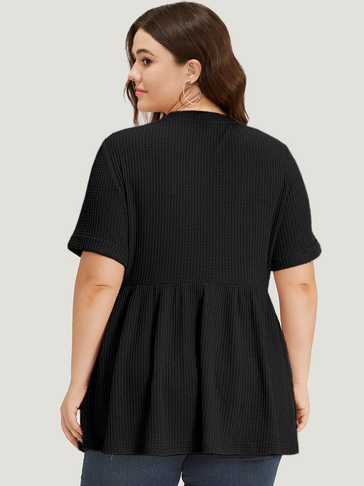 

Plus Size Plain Button Up Cuffed Sleeve Ruffle Hem T-shirt Black V-neck Short sleeve Casual Jersey Tops