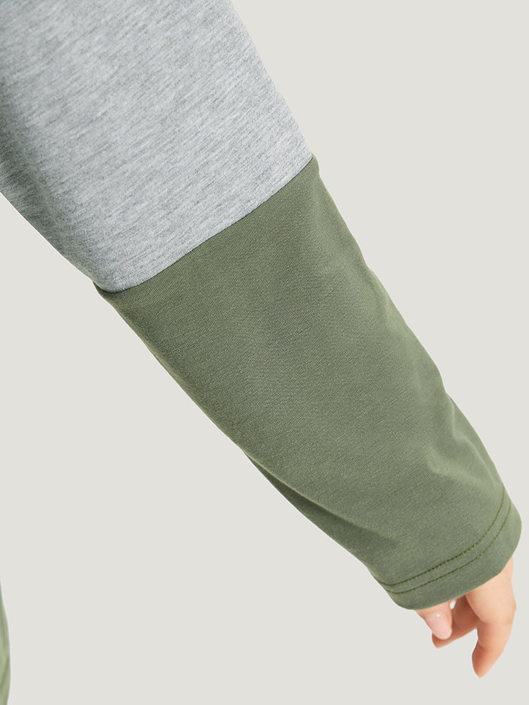 Plus Size Colorblock Contrast Notched Long Sleeve T-shirt Multicolor Women Casual Contrast Plain Notched collar Dailywear T-shirts BloomChic 18-20/2X 