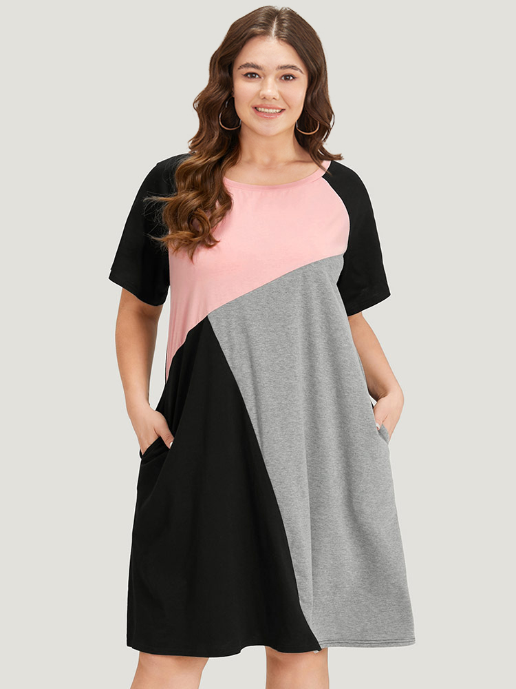 

Plus Size Supersoft Essentials Colorblock Contrast Round Neck Raglan Sleeve Dress Black Women Casual Patchwork Round Neck Short sleeve Curvy Midi Dress BloomChic